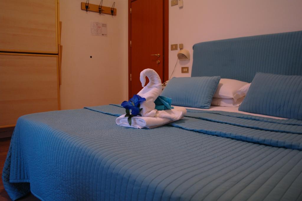 Hotel La Gioiosa Rimini Esterno foto