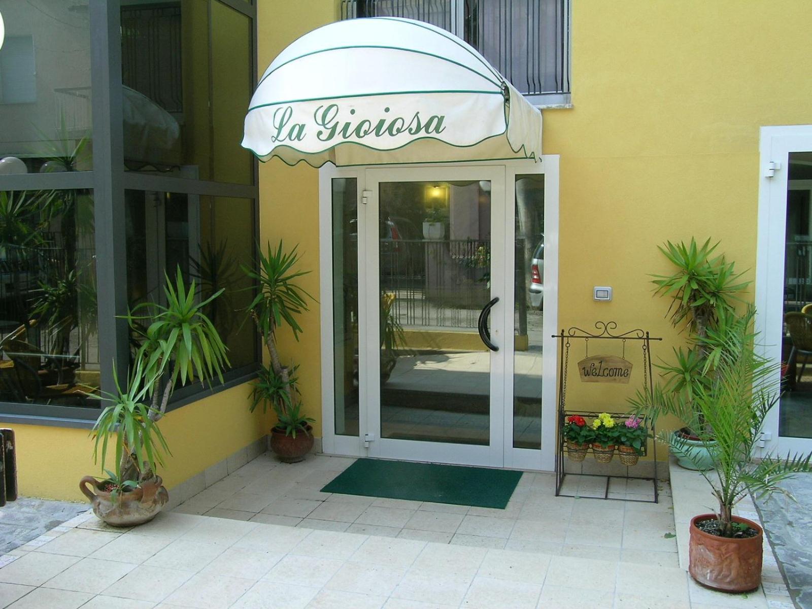 Hotel La Gioiosa Rimini Esterno foto