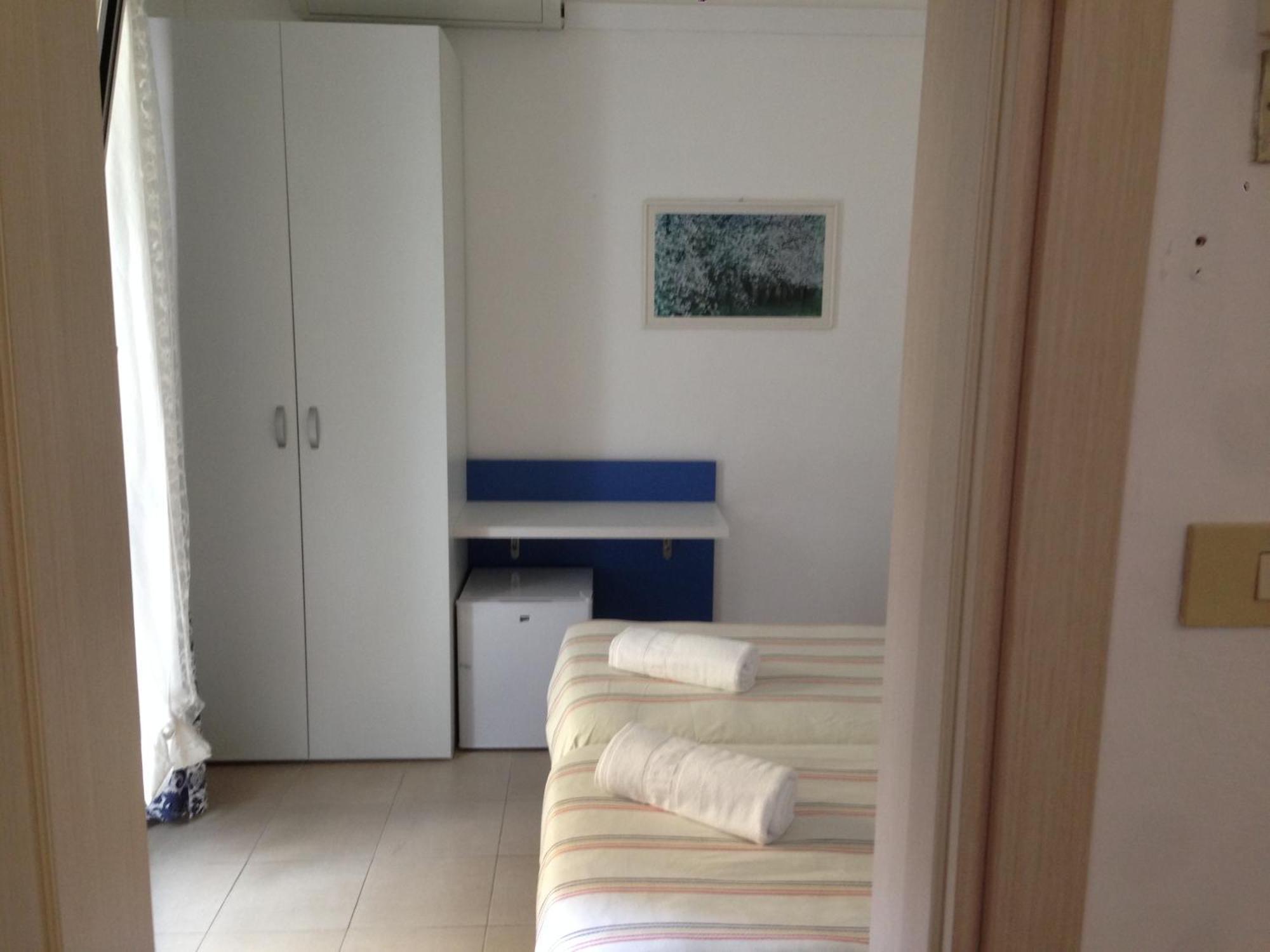 Hotel La Gioiosa Rimini Camera foto